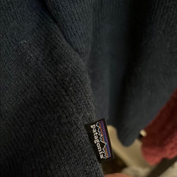 Patagonia Lambswool Blend Blue Orange Design Pullover Sweater Modern Gorpcore - Picture 3 of 11